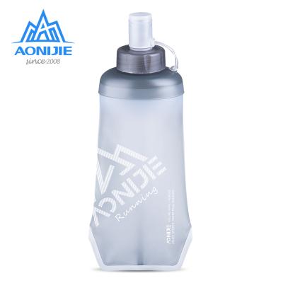 China AONIJIE High Quality Running/Camping 30 Degree Slant Mouth Collapsible Reusable Soft TPU PP Running Flask Sports Water Bottles Outdoor Kettles for sale