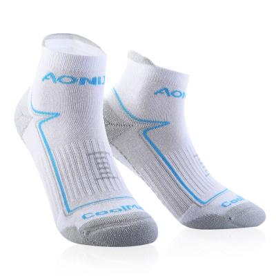 China New Breathable Wholesale Custom Outdoor Sport Socks Men Women Slip On Breathable Socks Running Hiking Camping Cryling Socks AONIJIE E4090# for sale