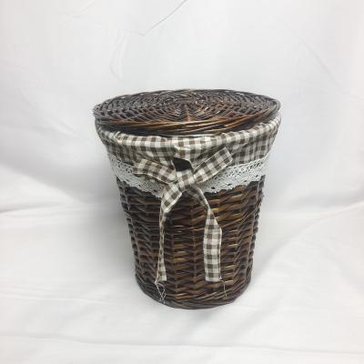 China Rustic Maker's Custom Wicker Basket with Cover for sale