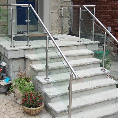 China Modern High Quality Indoor Glass Balustrade Design Balcony Railing Top YL Steel Railing Post for sale