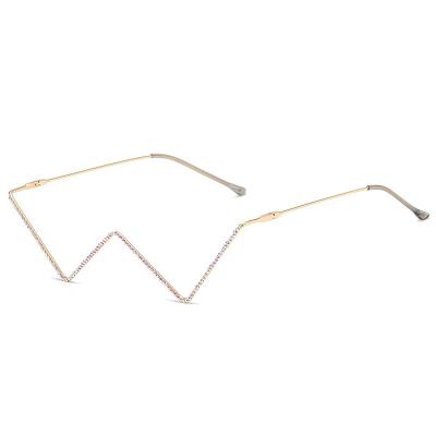 China Semi-rimless metal frame personalized flawless diamond rimmed glasses for women, European and American fashionable inset style half frame street shot for sale