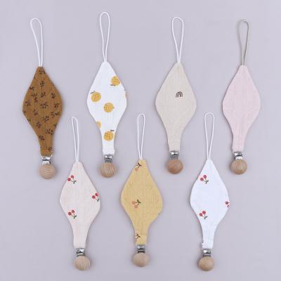 China Soft Toy Baby Pacifier Chain Leaf Shape Baby Pacifier Clip Low Price Sale Baby Soother Toy Plain Solid Color Crepe for sale