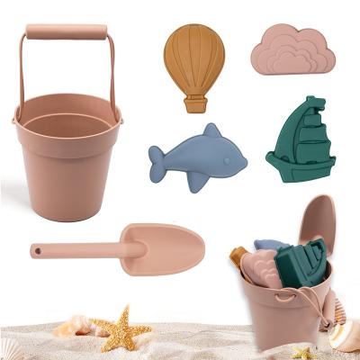 China Outdoor Summer Baby Kids Play Beach Toys Safe Food Grade Silicone Baby Toys With Shovel Portable Baby Outdoor Toys for sale