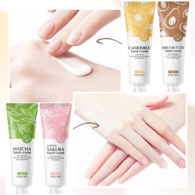 China Anti Aging Deep Nourishing Improve Dry Skin Hand Cream 30G Sakura Extract Hand Cream Bulk for sale