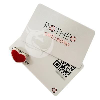 China Custom pvc pvc qr code plastic promotional international luxury business cards for sale