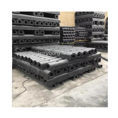 China Flexible and Tough D-Type Rubber Fenders for Docking Systems for sale