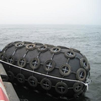 China CSS GL Yokohama Rubber Fender For Collision Avoidance Heavy Duty Berthing Bumper for sale