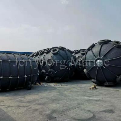 China 2.5m*4.0m Schiff, das pneumatisches Yokohama Marine Fenders ankoppelt zu verkaufen