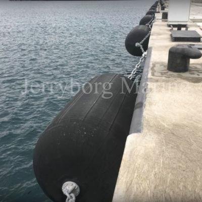 China nave de los 2.5m*4.0m que atraca Yokohama neumático Marine Rubber Fenders en venta