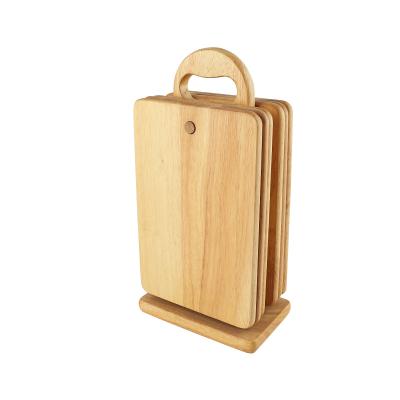 China Sustainable Creative Small Cutting Board Wooden Hanging Vegetable Board Combination Set for sale