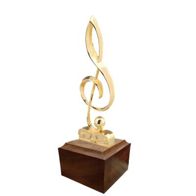 China Wholesale High Quality Square Trophy Wooden Base Trophy Stand Customized for sale