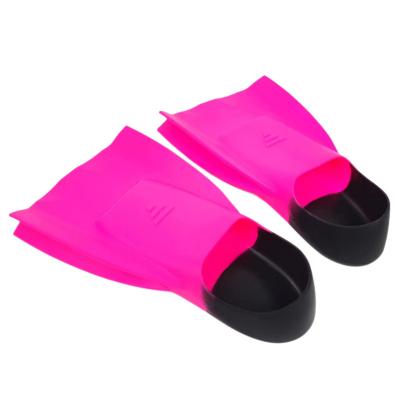 China Silicone 2023 Factory New Product Swimming Training Shoes Fin Snorkeling Free Diving Flippers Silicone Freestyle Swimming Fins for sale