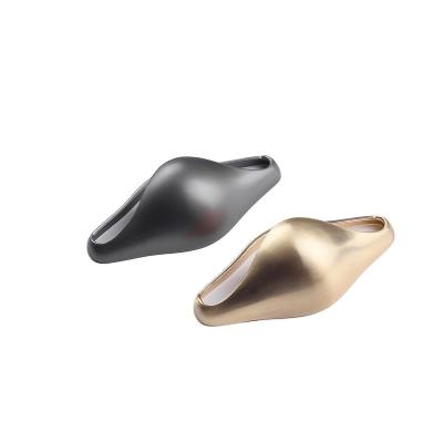 China Easy Assemble Wholesale Zinc Alloy Gold Hidden Cabinet Handles Sideboard Ear Shape Handle Cabinet Handle for sale