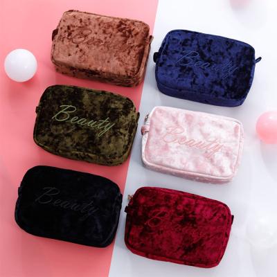 China High Quality KALANTA2022 Embroidery Logo Shinny High Mini Custom Make Up Soft Velvet New Fashion Zipper Purse Women Grab Cosmetic Bag for sale