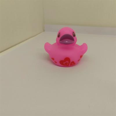 China Squeeze-sounding Dabbling Toy Assorted Pink Small Rubber Ducks Duckies Bath Toys For Kids for sale