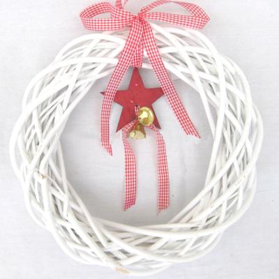 China Hanging Decoration Willow Christmas Wreath Holiday Decorative Decoration for sale