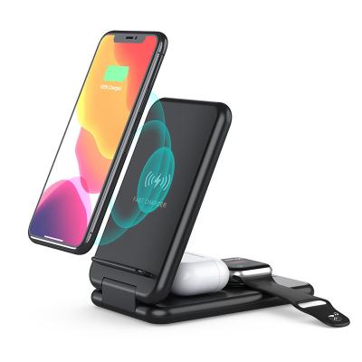 China Radio Charging 2022 15W 10W Universal Foldable Qi 3in1 Fast White Phone Charging Wireless Charger Stand 3 in 1 Dock Charging Station for sale