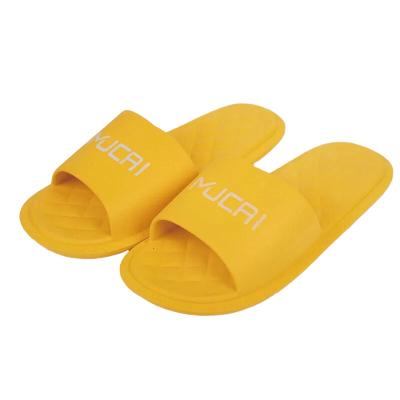 China Custom Made Indoor Outdoor Slippers Men Women Beach Logo Sandals High Quality Flat PVC Shoes Wholesale Fashion Trend Factory for sale