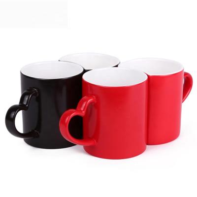 China C03 Sublimation Viable Blanks Couples Magic Color Changing Coffee Mug Heart Handle Couples Mug for sale