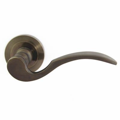 China Modern supply all kinds of entrance door handle, fire rate door handle ZINC, interior door handle satin finish for sale