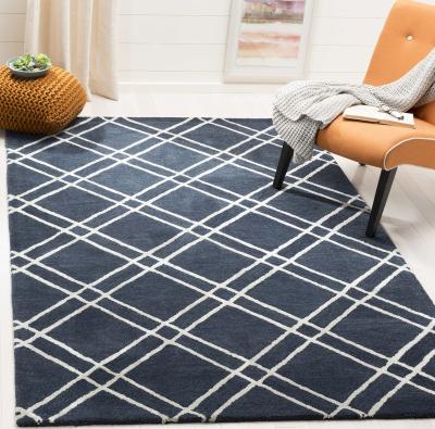 China Non Slip Dining Area Rug And Blanket Hand Tufted Blanket With Flame Retardant And Durable Cut/Loop Pile for sale