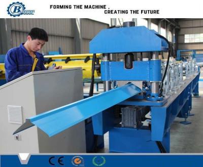 Chine machine industrielle de forme de petit pain de chapeau de 380V Ridge, chapeau de toit faisant des machines à vendre