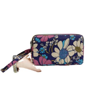 China PORTABLE Zero Cloth Women's Handheld Wallet Bag With Zipper Three Layer Women's Wallet Large Capacity Design for sale