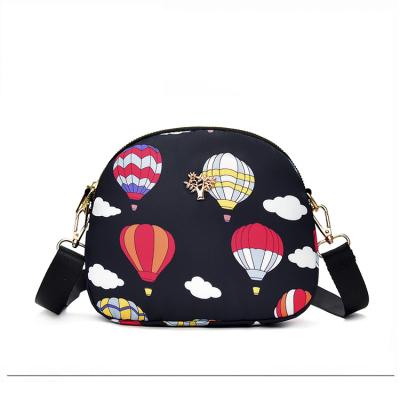 China New Trend High Quality Front Strap Diagonal Waterproof Bag Fully Printed Women's Shoulder Bag for sale