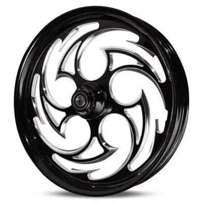 China Aluminium legering 17 inch gesmeed chroom motorfiets wiel voor Harley Uitstekende prestaties Te koop