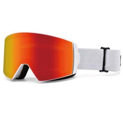 China Adjustable Anti Slip Strap and Optional Foam Magnetic Snowboard Goggle for Snowy Days for sale