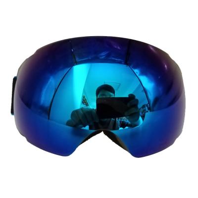 China Customized Men's Ski Goggles with Magnetic Interchangeable Lenses Custom Design for sale