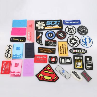 China Sustainable 3D Square Shape Silicone Custom Rubber Clothing Labels for sale