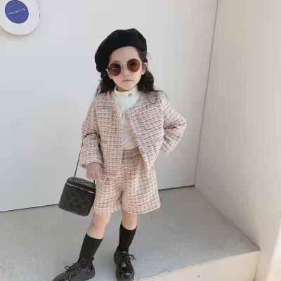 China New fashion casual debut girls autumn winter clothing set boutique o-neck woolen coat + short pants korean 2 piece set for kids for sale