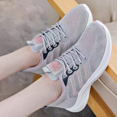 China Fashion Trend Fashion Trend Lightweight Running Sneakers Breathable Hard-Wearing Women Casual Sport Shoes for sale