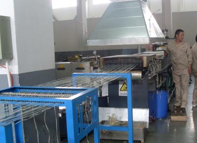 China Vezel die Thermoplastische Lijn, Machine van de Polymeer de Plastic Granulator met een laag bedekken Te koop