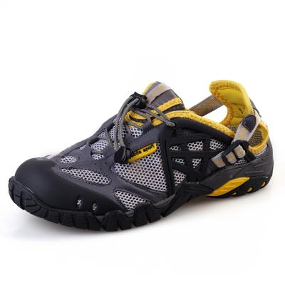 China Fashion trend summer quick-dry cove shoes non-slip pole discovery outdoor climbing shoes for sale