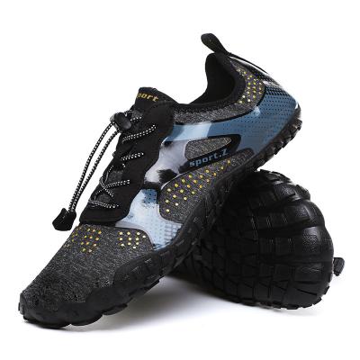 China Hot new fashion trend climbing shoes for men outdoor shoes with high tops and cotton pole climbing shoes for sale