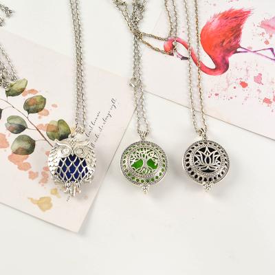 China Chinese Madden 50% Discount Necklace Jewelry Pendants Diffuser Essential Round Pendant Shape Fashion Aromatherapy Jewelry for sale