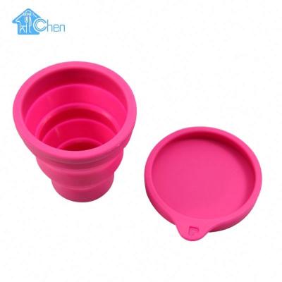 China Kitchen Instrument Food Grade Colorful Silicone Bucket Cups Sustainable OEM Accepted Camping Water Glass With Cover for sale