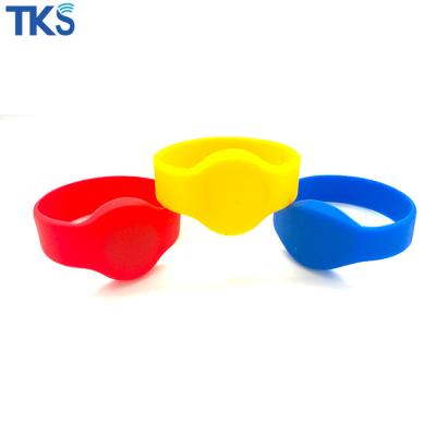 China Waterproof / Waterproof 125Khz Water Proof Tk4100 RFID Silicone Wristband / RFID Wristband / RFID Band for sale