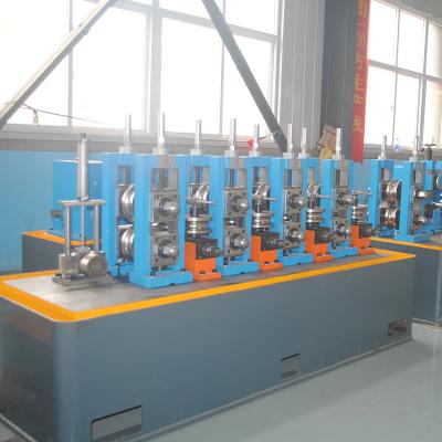 Chine Machine de fabrication de tuyaux en acier personnalisable à grande vitesse à vendre