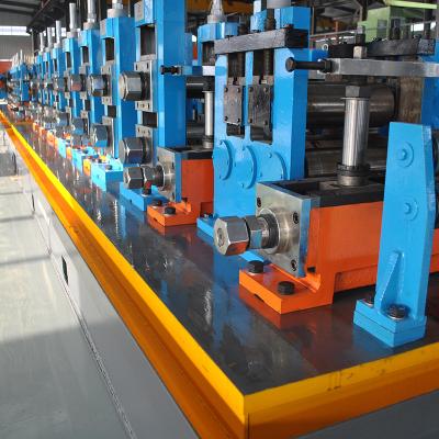 China Máquina de fabricación de tubos de acero galvanizado de carbono inoxidable personalizado en venta