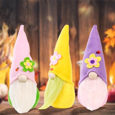 China Fashional 2021 Harvest Festival Autumn Flower Ladybug Doll Decoration Faceless Mall Bar Home Thanksgiving Decoration for sale