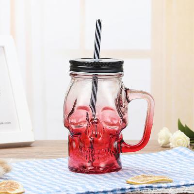 China Hot Selling Exquisite Personal Care Glass Skull Cups Halloween Bar Use Drinking Bottle for sale