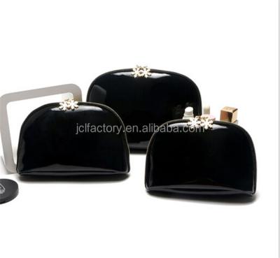 China High Quality Unique Luxury Makeup Bag Plain Makeup Bag Black Girl Makeup Bags for sale