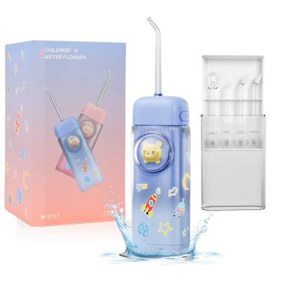 China RV Mini Kids Water Flosser Dental Irrigator Oral Professional Waterproof IPX7 Water Teeth Remover for sale