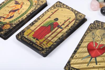 Cina Cartoline di plastica personalizzate a tema tarot mazzo di carte in massa in vendita