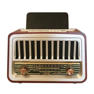 China Real retro R-1968BT PORTABLE wooden multi band rechargeable radio with wireless, usb, solar mp3 player and lamp slot speaker for sale