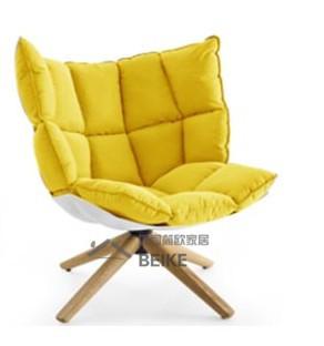 China Hot Selling New Danish Style Replica Modern Husk Chair with Wooden Legs for sale