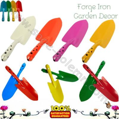 China GARDEN TOOL KIT Mini Garden Shovels with Colorful Stocklot for sale